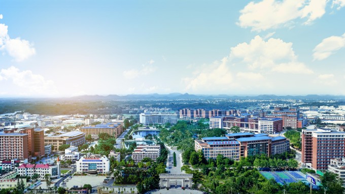 【腾讯大粤网】助农直播、乡村美化、智慧升级,当教育遇上乡土会发生什么?